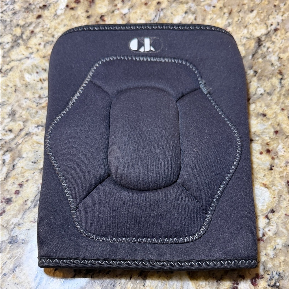 Cliff Keen Wraptor Wrestling Knee Pad (Black/Large)